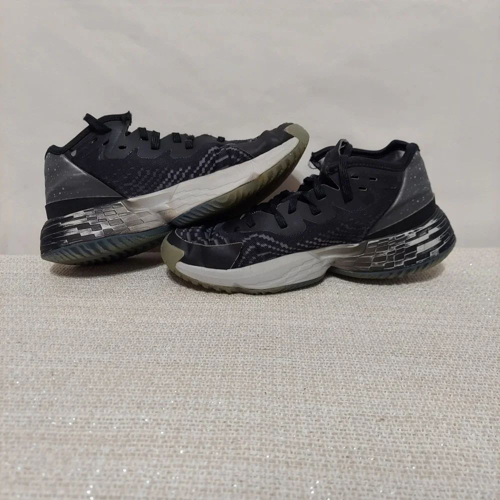 adidas Xbox D.O.N. Issue 4 Little Kid 'Series X' Basketball Shoes IF5090 Sz 2.5 - Picture 6 of 8